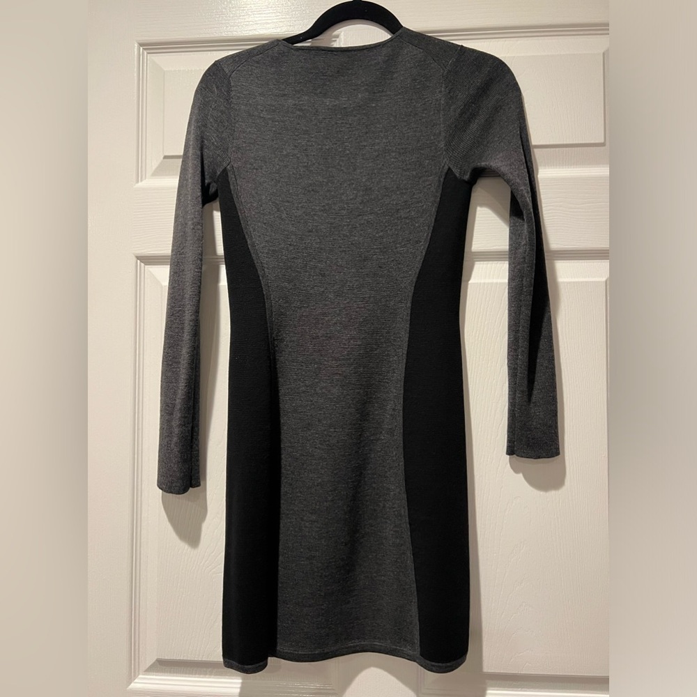 THEORY GRAY AND BLACK DRESS SIZE SP - Picture 4 of 6